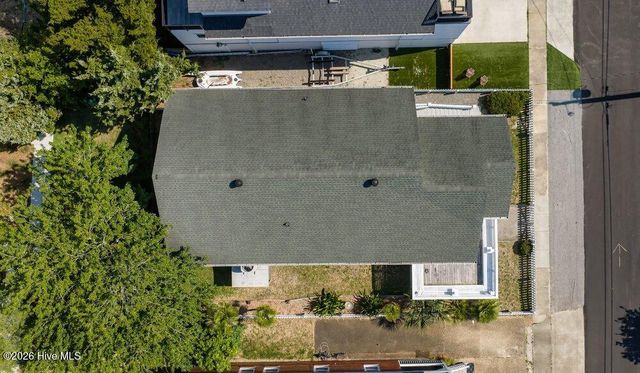 209 Channel Drive N, Wrightsville Beach, NC 28480