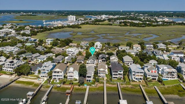 209 Channel Drive N, Wrightsville Beach, NC 28480