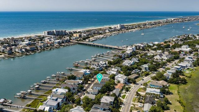 209 Channel Drive N, Wrightsville Beach, NC 28480