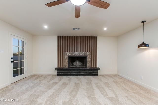 11841 N 24th Street, Phoenix, AZ 85028