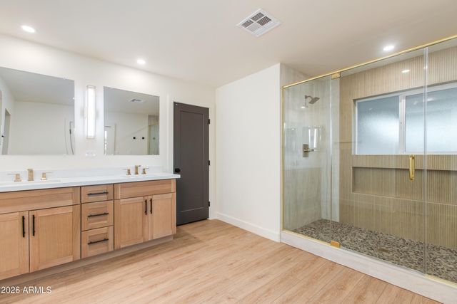 11841 N 24th Street, Phoenix, AZ 85028