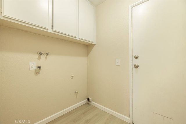 1129 Lightcap, Lancaster, CA 93535