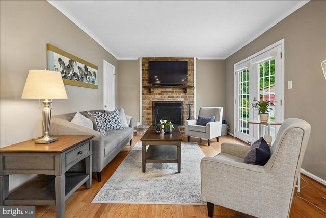 6404 KINGS LANDING RD, Alexandria, VA 22310
