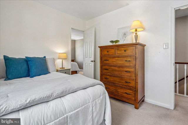 6404 KINGS LANDING RD, Alexandria, VA 22310