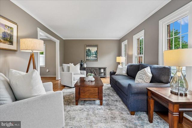 6404 KINGS LANDING RD, Alexandria, VA 22310