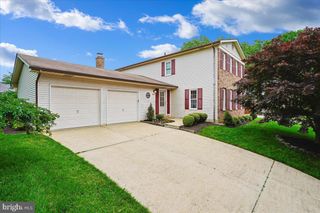 6404 KINGS LANDING RD, Alexandria, VA 22310