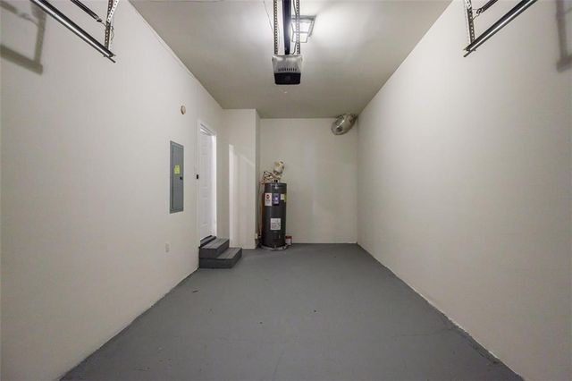 1040 Hubbard Street SW, Atlanta, GA 30310