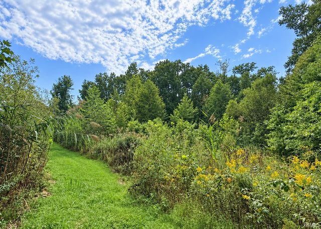 2151 E Mel Currie Road, Bloomington, IN 47408
