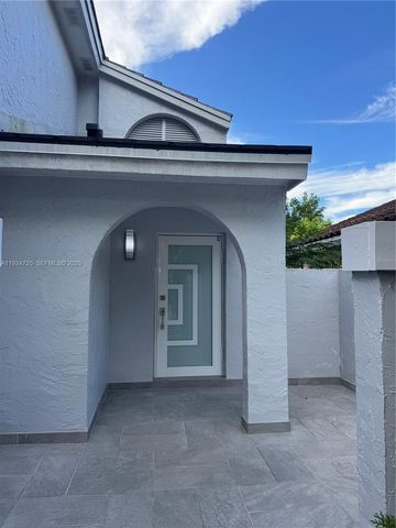 17324 NW 63rd Ave 17324, Hialeah, FL 33015