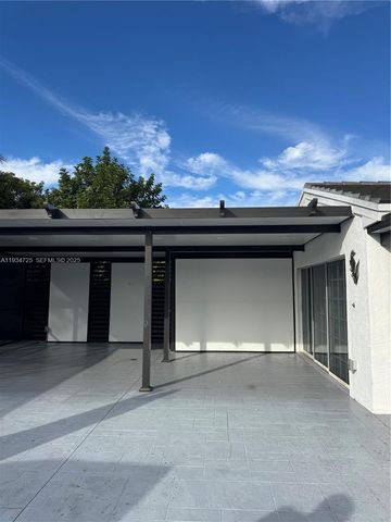 17324 NW 63rd Ave 17324, Hialeah, FL 33015