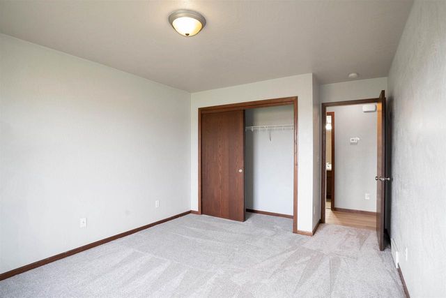 220 BROOKE DRIVE, Omro, WI 54963