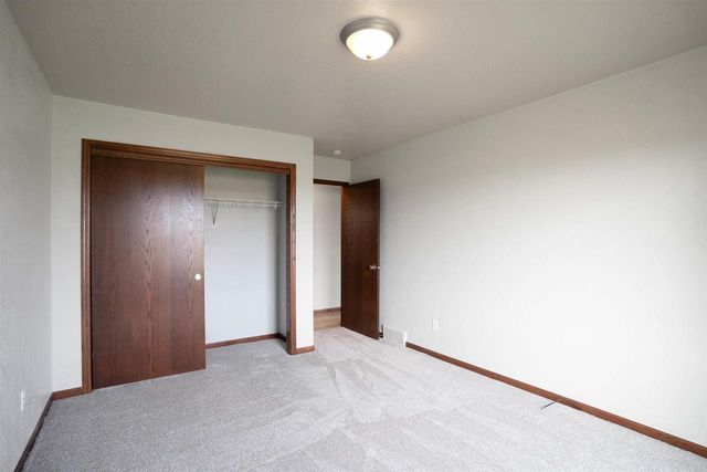 220 BROOKE DRIVE, Omro, WI 54963