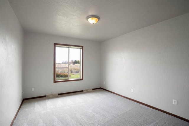 220 BROOKE DRIVE, Omro, WI 54963