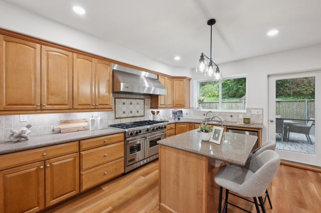 268 Berendos Avenue, Pacifica, CA 94044
