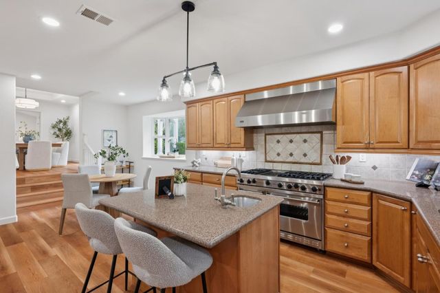 268 Berendos Avenue, Pacifica, CA 94044