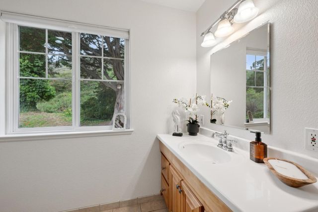 268 Berendos Avenue, Pacifica, CA 94044
