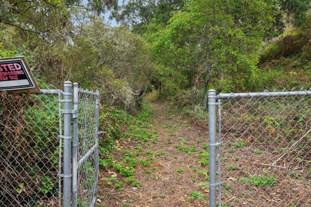 268 Berendos Avenue, Pacifica, CA 94044