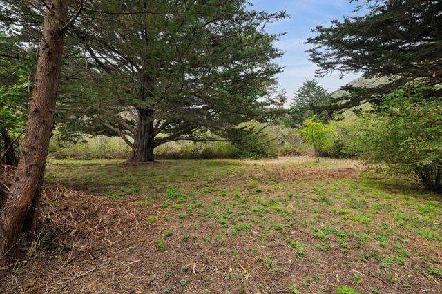 268 Berendos Avenue, Pacifica, CA 94044