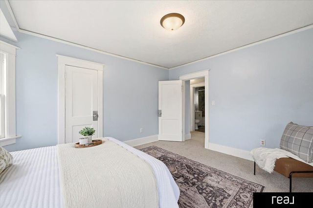 6021 N 24 Street, Omaha, NE 68110