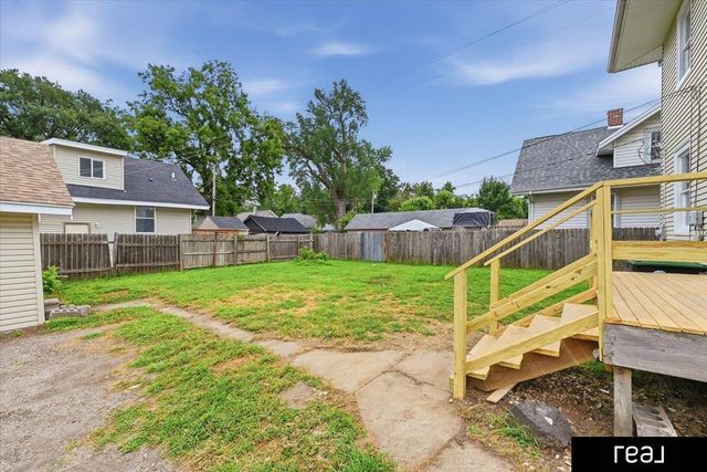 6021 N 24 Street, Omaha, NE 68110