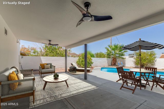 2210 E EVERETT Drive, Phoenix, AZ 85022