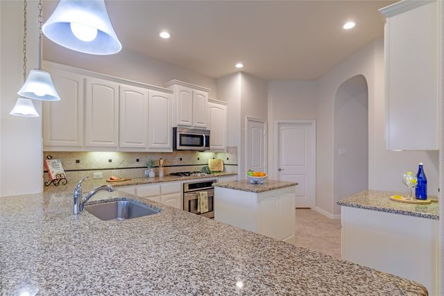 10324 Barbuda Trail, Fort Worth, TX 76244