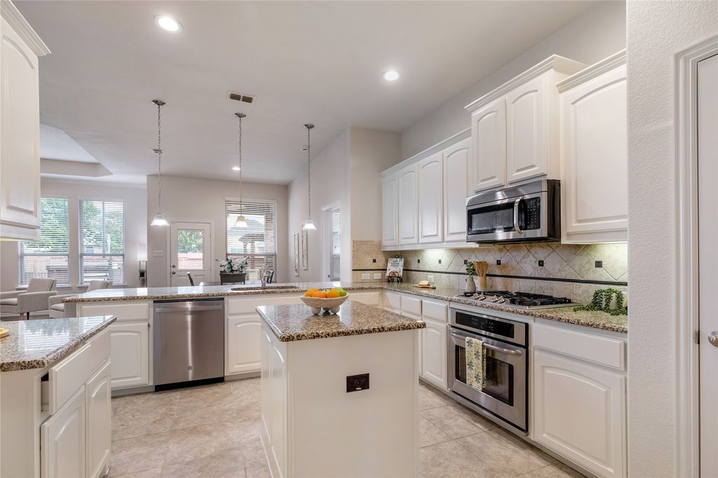 10324 Barbuda Trail, Fort Worth, TX 76244 — photo 5