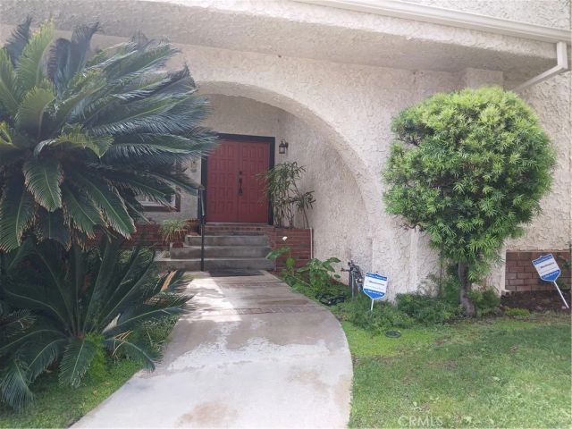 17367 Quesan Place, Encino, CA 91316