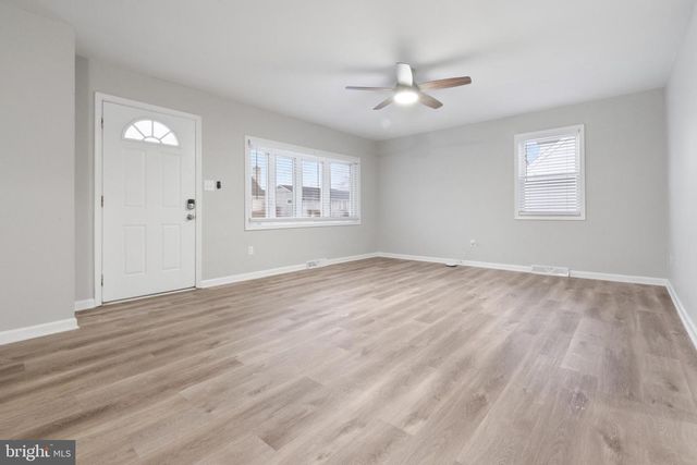 11 CAROLINA AVE, Morrisville, PA 19067