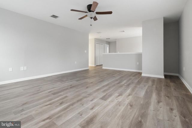 11 CAROLINA AVE, Morrisville, PA 19067