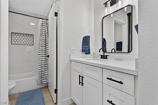 4724 Nara Vista Way 204, Las Vegas, NV 89103