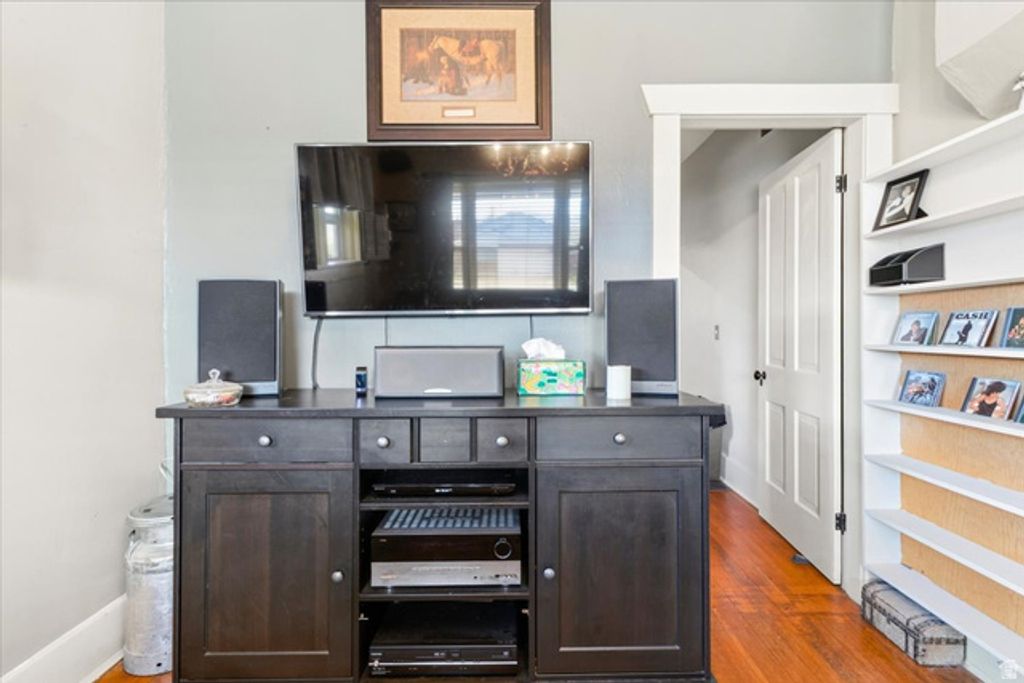 Image 20 of property listing at 286 N STATE ST, Fairview, UT 84629