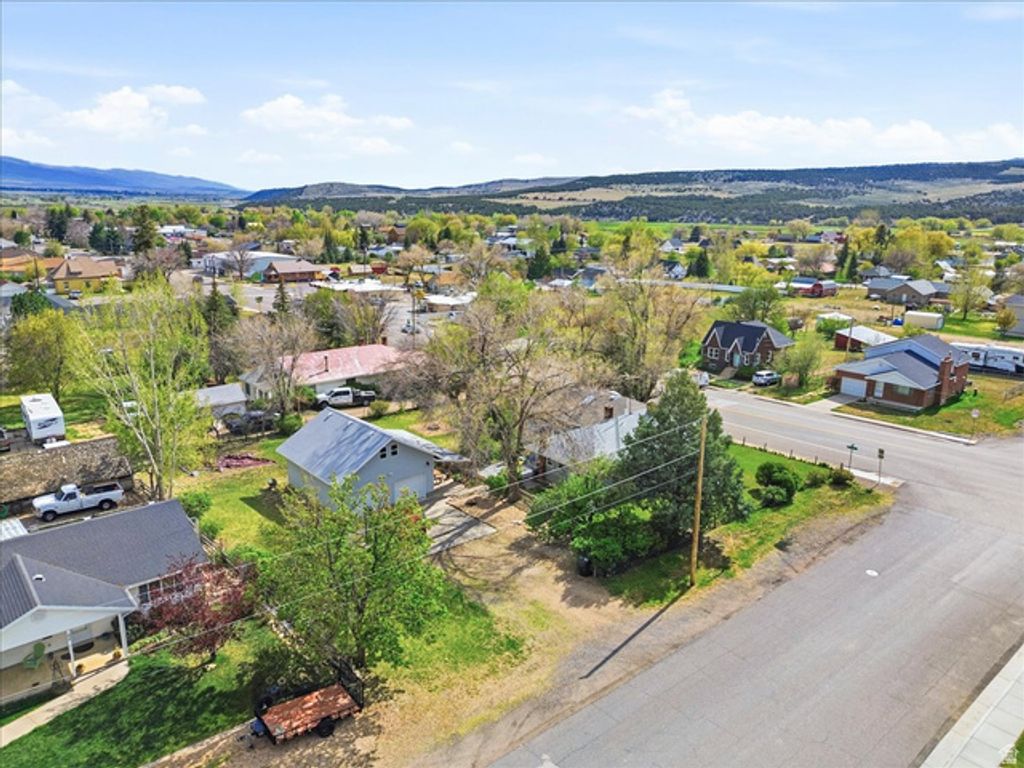 Image 30 of property listing at 286 N STATE ST, Fairview, UT 84629