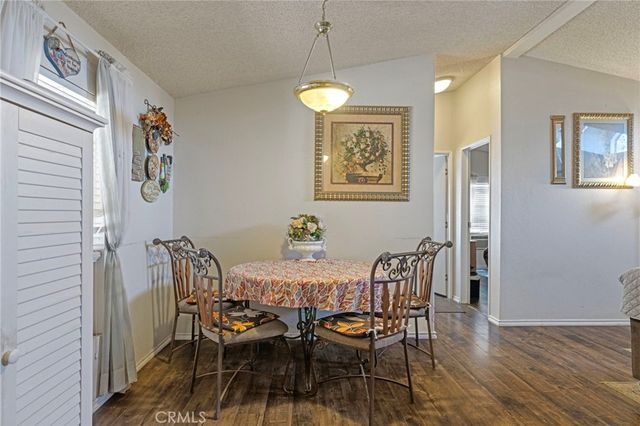 11676 11676 Acanthus, Phelan, CA 92371