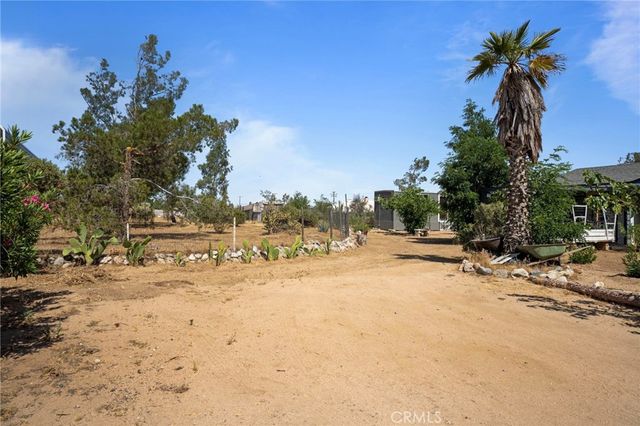 11676 11676 Acanthus, Phelan, CA 92371