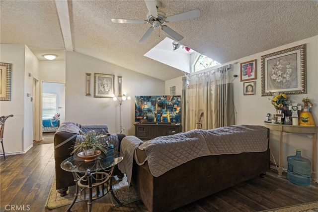 11676 11676 Acanthus, Phelan, CA 92371