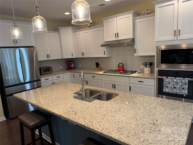 12613 Longford Crossing Place, Huntersville, NC 28078