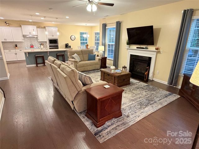 12613 Longford Crossing Place, Huntersville, NC 28078