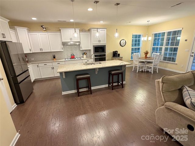 12613 Longford Crossing Place, Huntersville, NC 28078