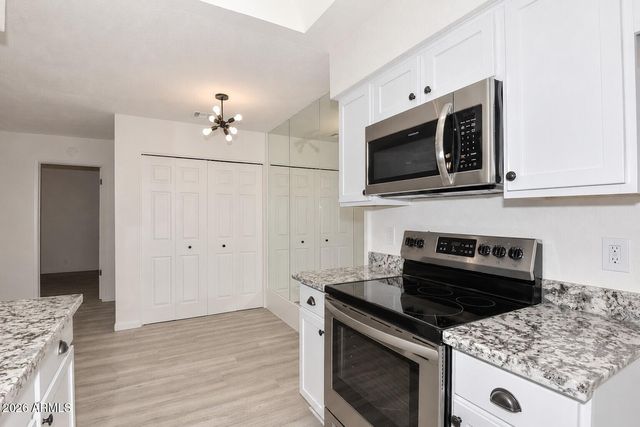 20402 N 6TH Drive 6, Phoenix, AZ 85027