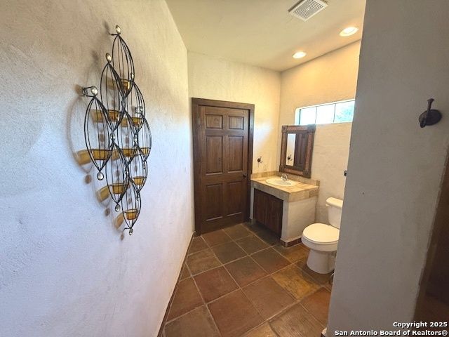 584 Tierra Linda, Concan, TX 78838