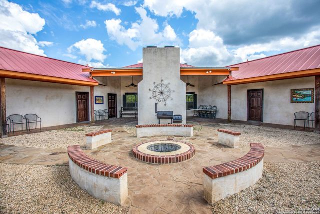 584 Tierra Linda, Concan, TX 78838