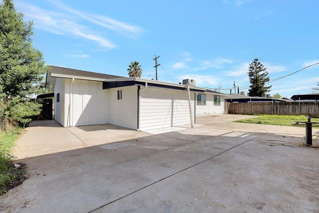 1906 15th St, Olivehurst, CA 95961