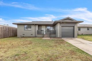 6220 SE 11th Street, Midwest City, OK 73110