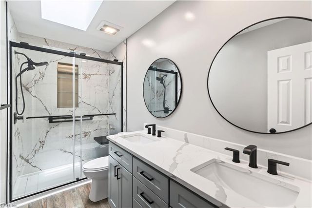129 Stone Lake CT, Yorktown, VA 23693
