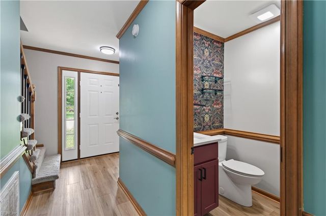 129 Stone Lake CT, Yorktown, VA 23693