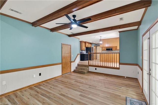 129 Stone Lake CT, Yorktown, VA 23693