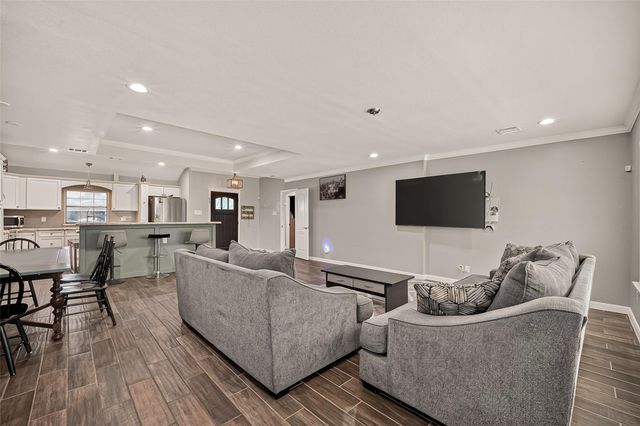 810 Creager Street, Houston, TX 77034