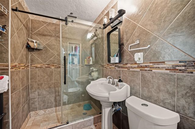 810 Creager Street, Houston, TX 77034