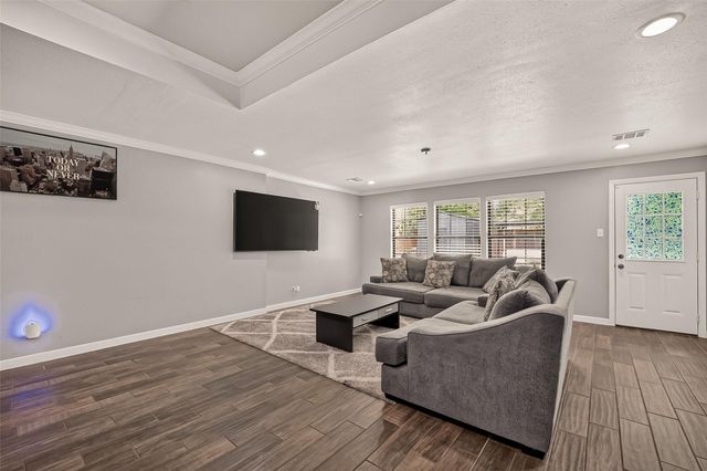 810 Creager Street, Houston, TX 77034